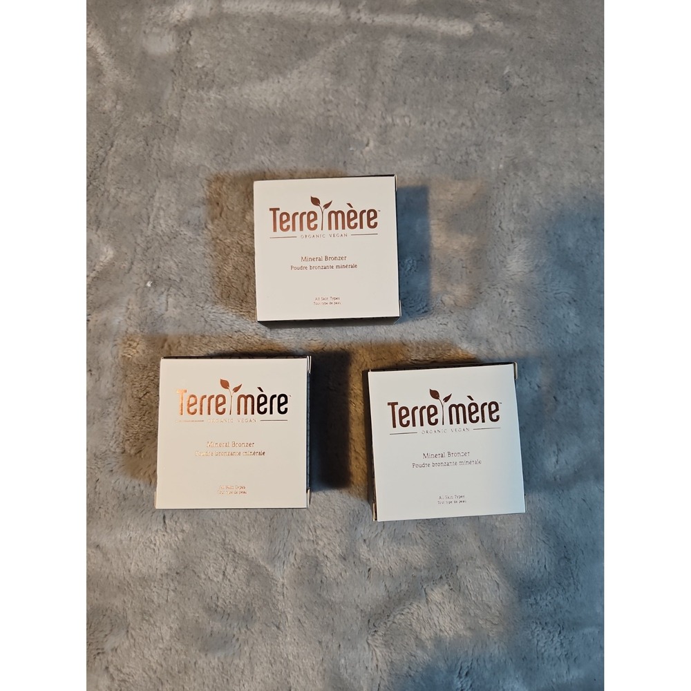 terre mere Organic Vegan Mineral Bronzer 9g O.31 Oz Each.